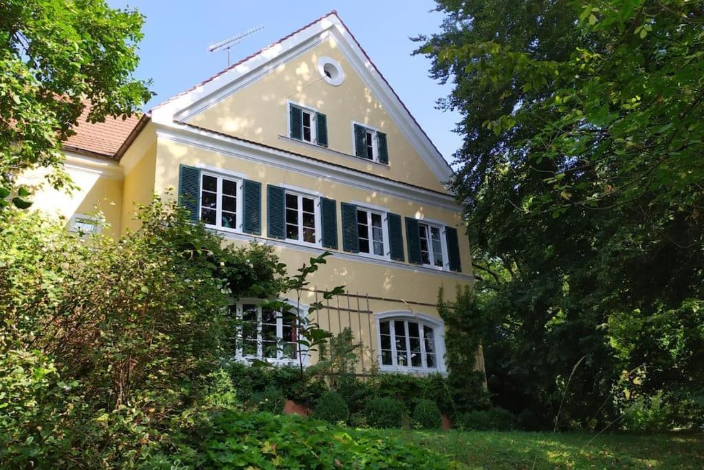 Ferienwohnung In Der Villa Sana Mit Grossem Garten Rofingen Exterior photo